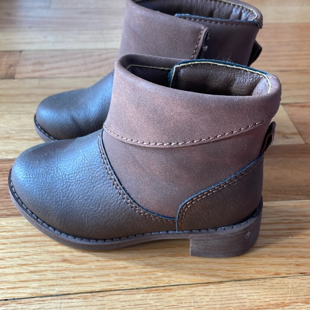 Brown toddler booties